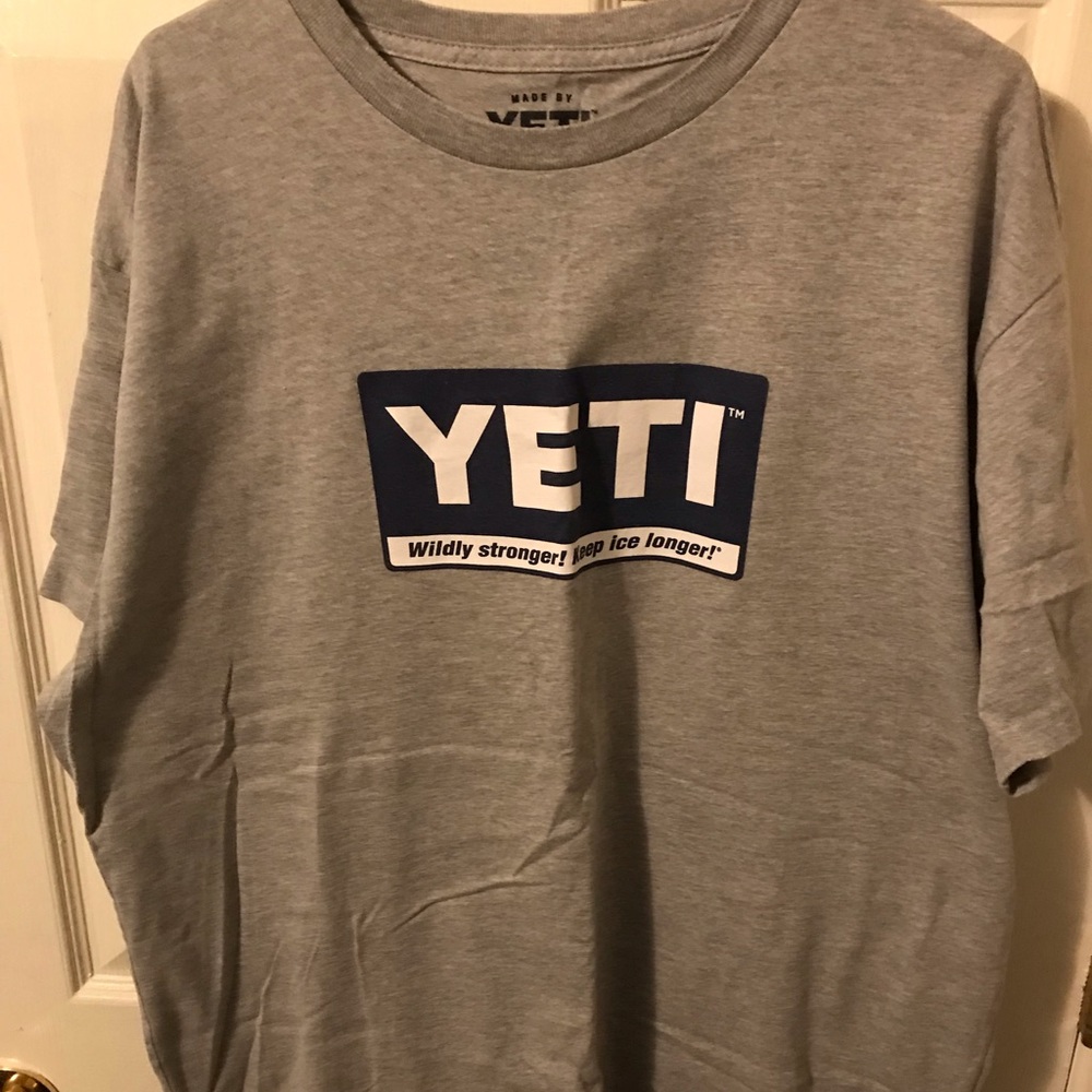 Yeti T-shirt! Only wore once!